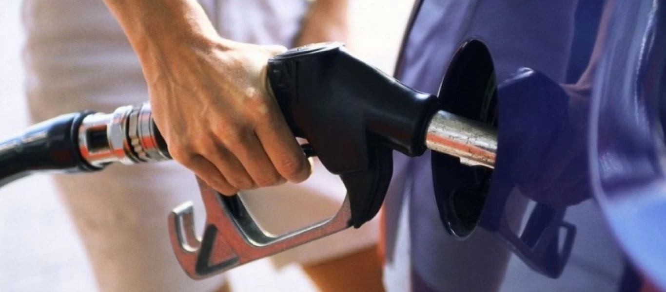 Ακριβότερη κατά 5 λεπτά το λίτρο η βενζίνη - Αύξηση από την επόμενη εβδομάδα